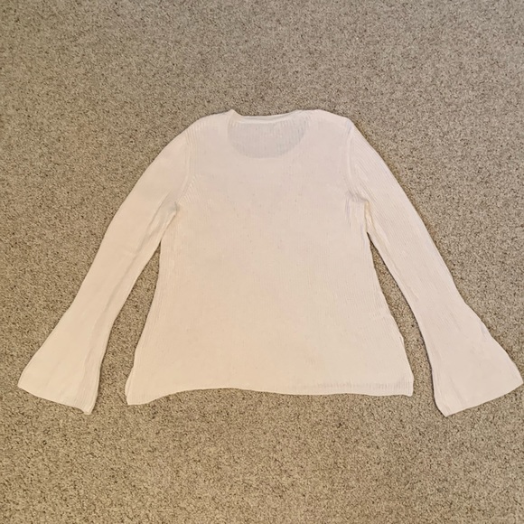 NICE Loft Sweater
Cream/White (Size M)
Oversized with beautiful details - Picture 6 of 6